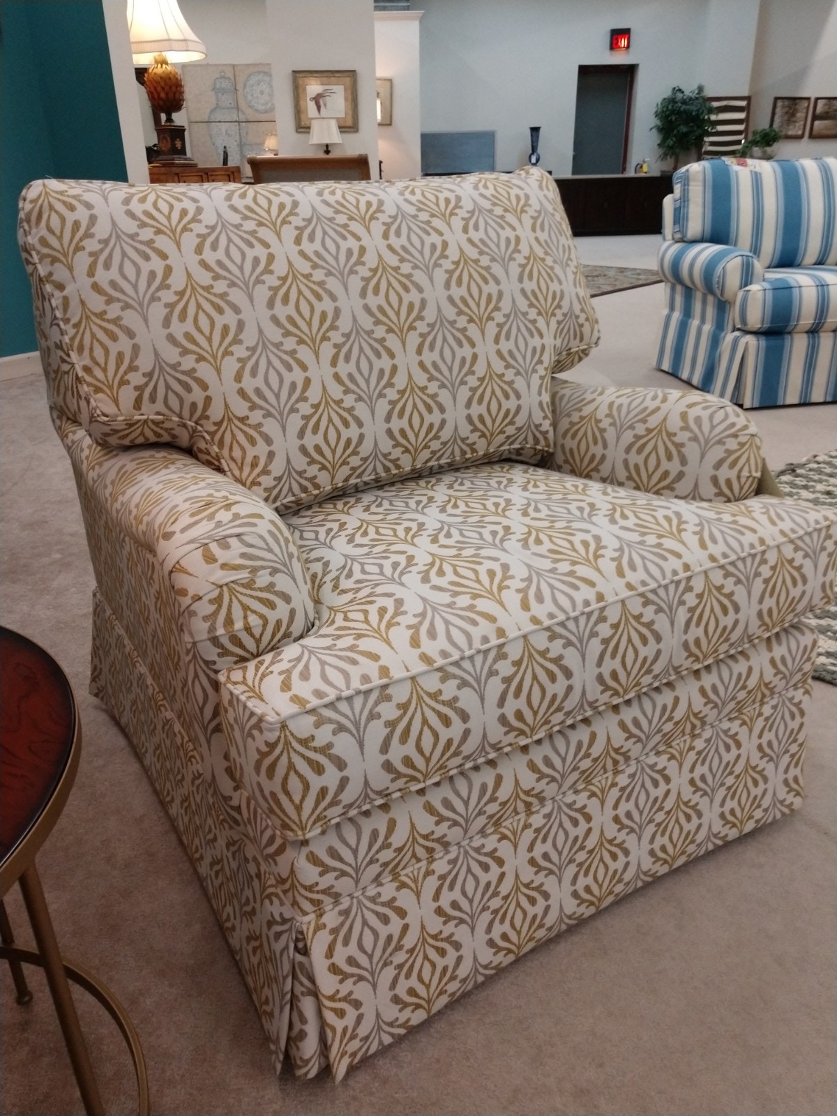 Clearance Harden Furniture Swivel Lounge Chair 703 Priba Furniture